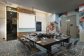 Gaia Cosmo Hotel