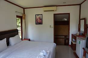 Nakhaburi Hotel & Resort