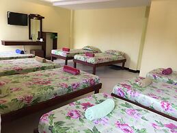 Greenfields Tourist Inn