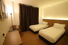 Place2Stay Business Hotel - Waterfront