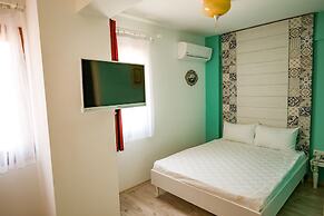 Menendi Otel