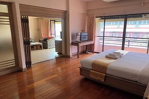 Pin Hotel
