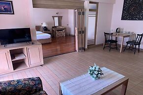 Pin Hotel