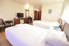 Pin Hotel