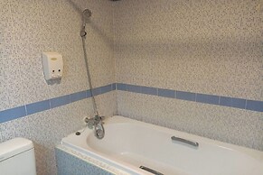 Pin Hotel