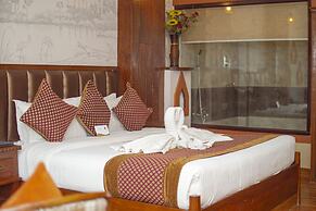 Hotel Jungle Crown