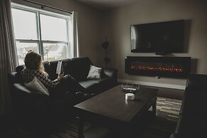 Riverside Suites