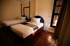 Le Luxe Boutique Hotel