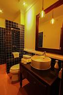 Le Luxe Boutique Hotel
