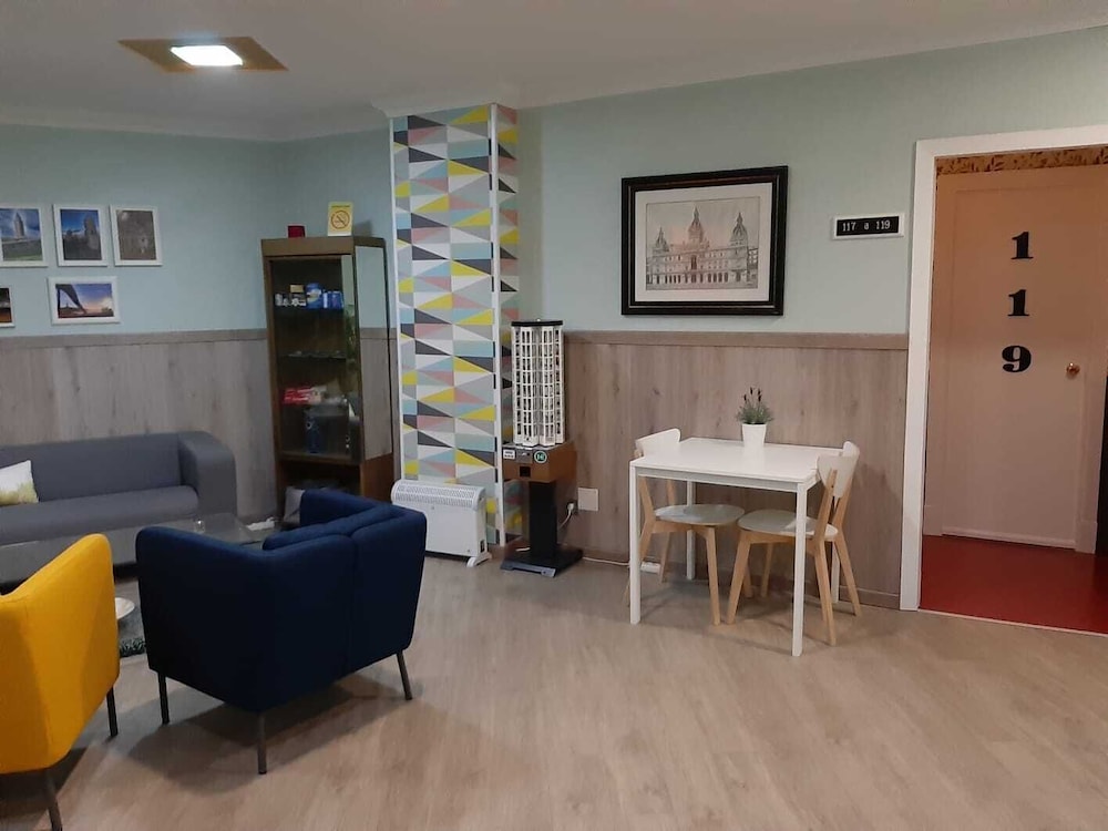 Hotel Almirante