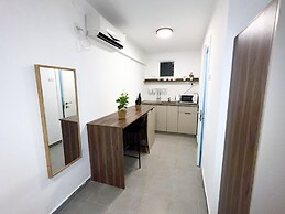 Ha-Carmel Market Apartment