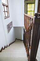 Moonshine Uroa Boutique Hotel