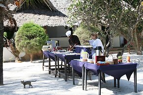 Moonshine Uroa Boutique Hotel