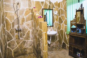 Moonshine Uroa Boutique Hotel