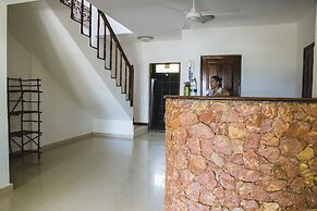 Moonshine Uroa Boutique Hotel