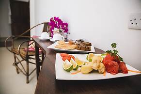 Moonshine Uroa Boutique Hotel
