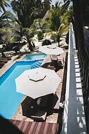 Moonshine Uroa Boutique Hotel