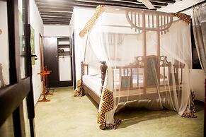Moonshine Uroa Boutique Hotel