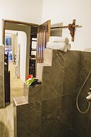 Moonshine Uroa Boutique Hotel