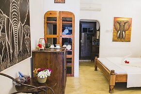 Moonshine Uroa Boutique Hotel