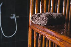Moonshine Uroa Boutique Hotel