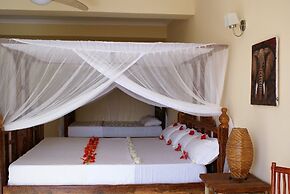 Moonshine Uroa Boutique Hotel
