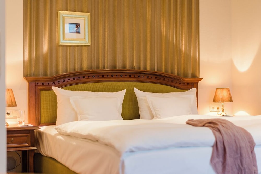 Tides Boutique Hotel