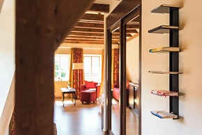 Tides Boutique Hotel
