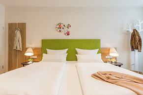 Tides Boutique Hotel