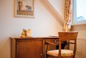 Tides Boutique Hotel