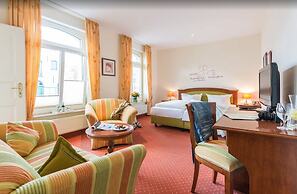 Tides Boutique Hotel