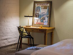 Tides Boutique Hotel