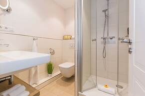 Tides Boutique Hotel
