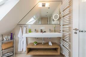 Tides Boutique Hotel