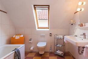 Tides Boutique Hotel