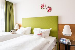Tides Boutique Hotel