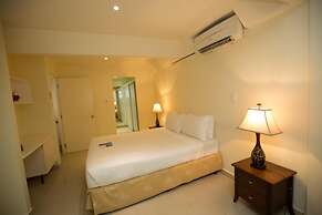 Gateway Hotel