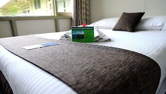 Huon Gulf Hotel & Apartments