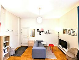 Mosaic Center Apartments