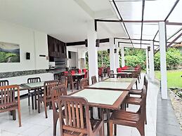 Kelimutu Crater Lakes Ecolodge