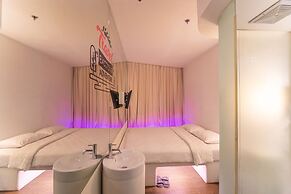 J Icon Hip Hotel