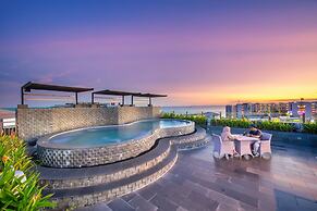 J Icon Hip Hotel