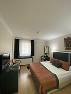 Dafne Hotel