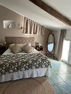 Hôtel la Bastide des Monges