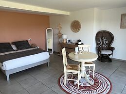 Hôtel la Bastide des Monges