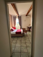 Hôtel la Bastide des Monges