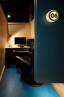 Booth Net Cafe & Capsule
