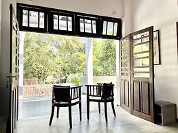 Isana Beach House
