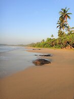 Isana Beach House