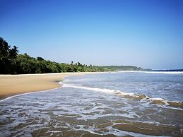 Isana Beach House